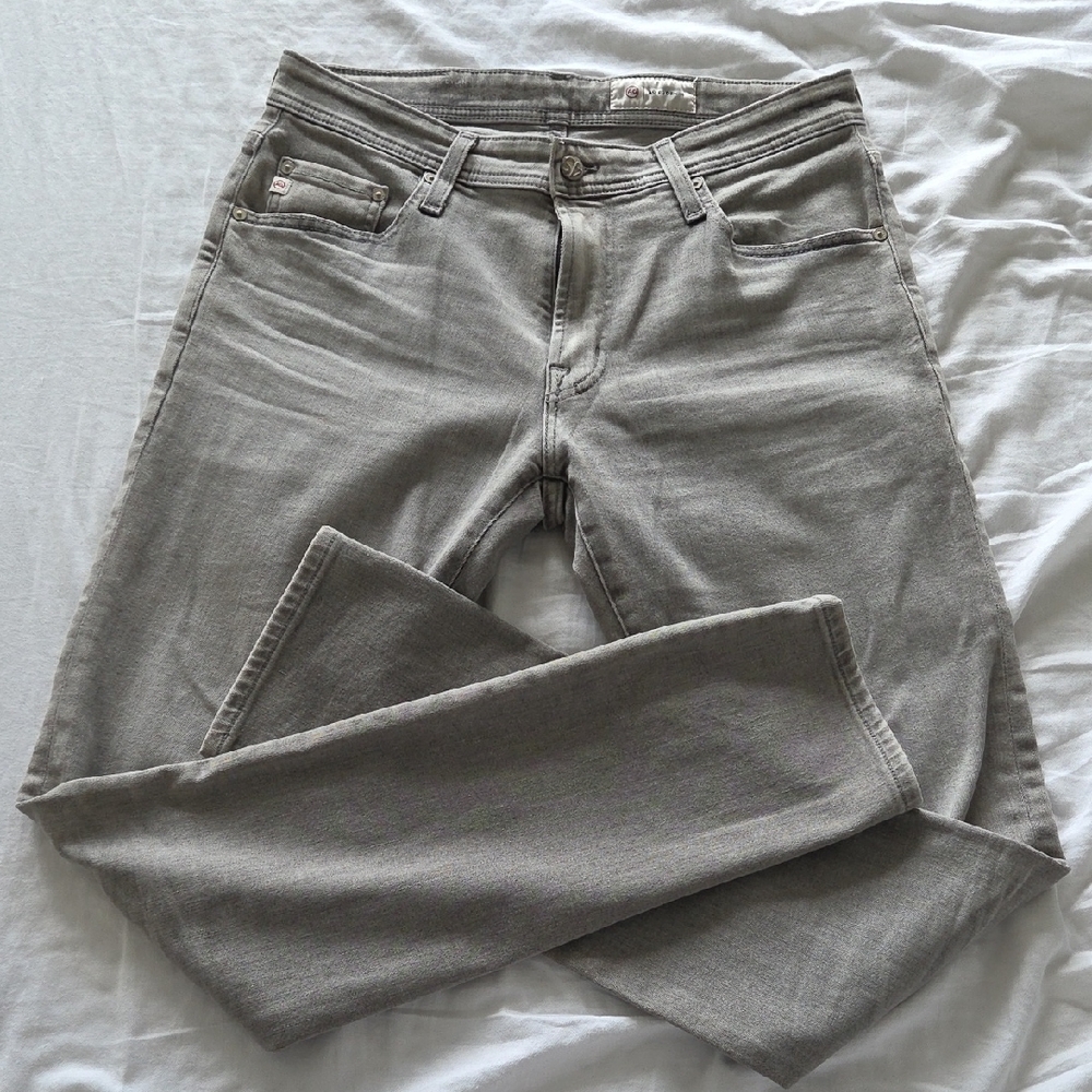 Classic Men's Stonewashed Jeans